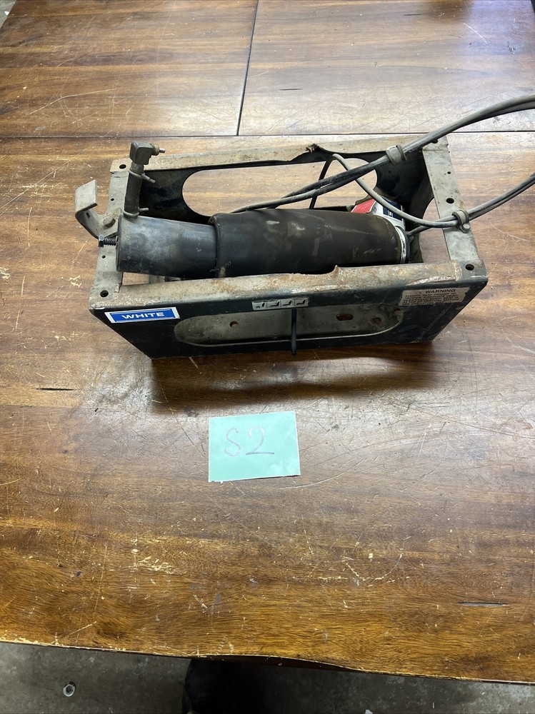 white air seat base mount