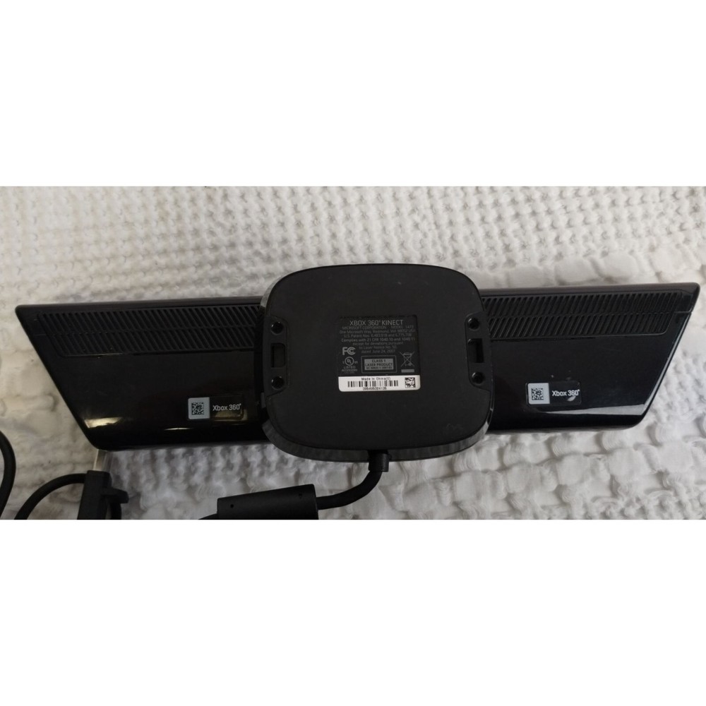 Microsoft XBOX 360 Kinect Black Camera/Motion Sensor SKU 2330