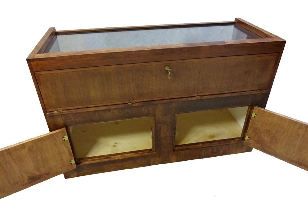 Jewelry Display Case Attack & Bullet Resistant