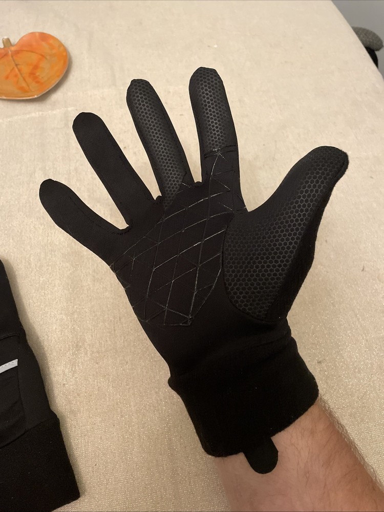 Xersion Touch Screen Workable Gloves Black Fits Large & Extra Large Hands