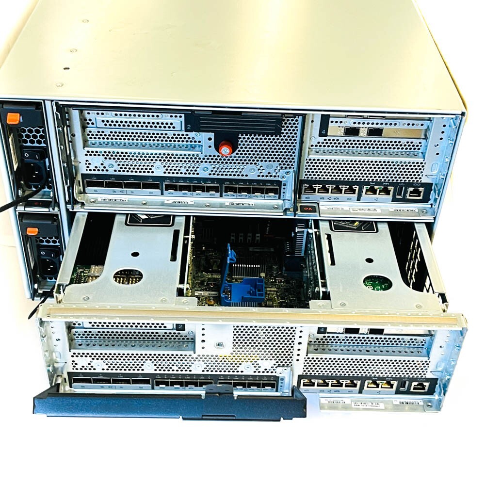 NetApp NAF-1302 Dual SAS Disk Array Filer System w/ 2x Controller 2x PSU 6x Fan