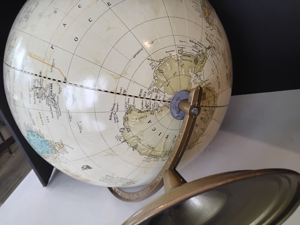 Crams Imperial World Globe. Learning Geography Excellent Condition