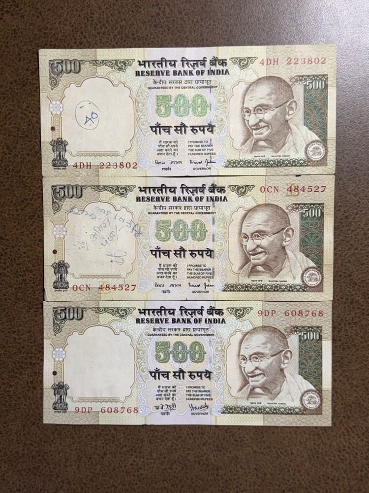 India 500 Rupees 2010s 3 Notes Pick # 93