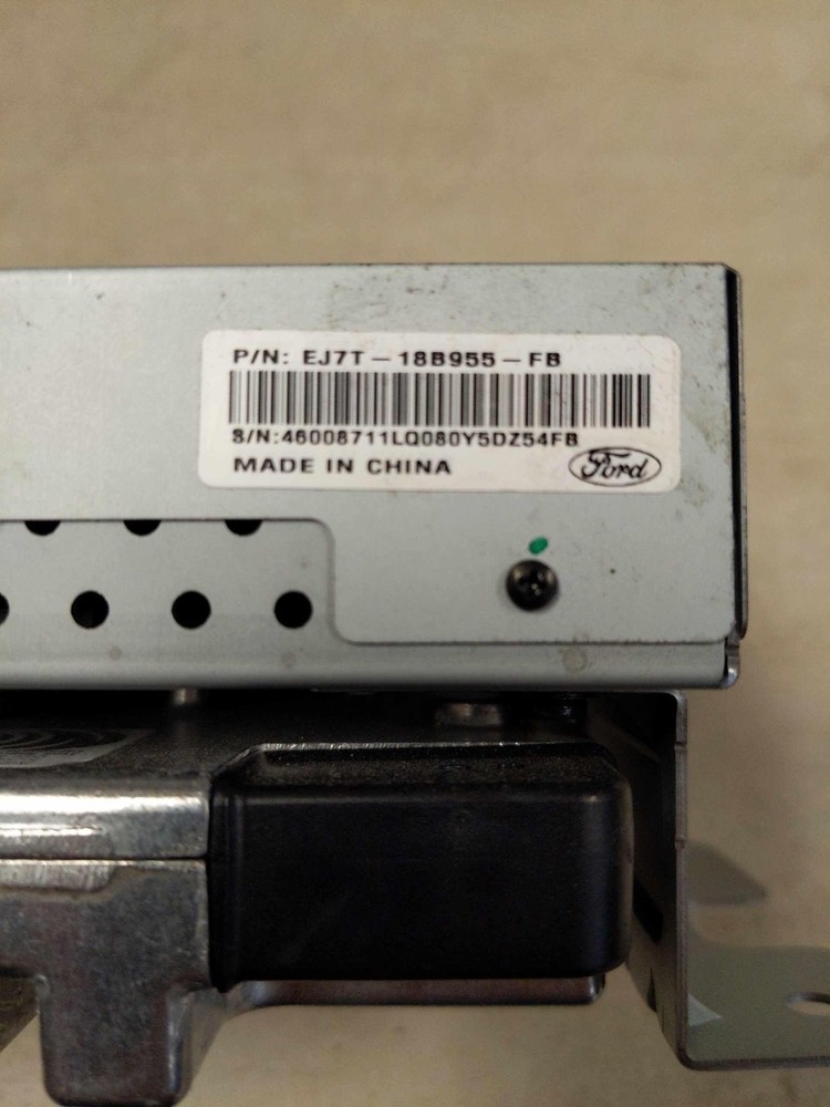 15 LINCOLN MKC EJ7T18B955FB EJ7T14F239CF STEREO DISPLAY SCREEN WITH SYNC MODULE