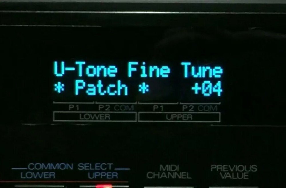 Roland PG-1000 Custom OLED Display !