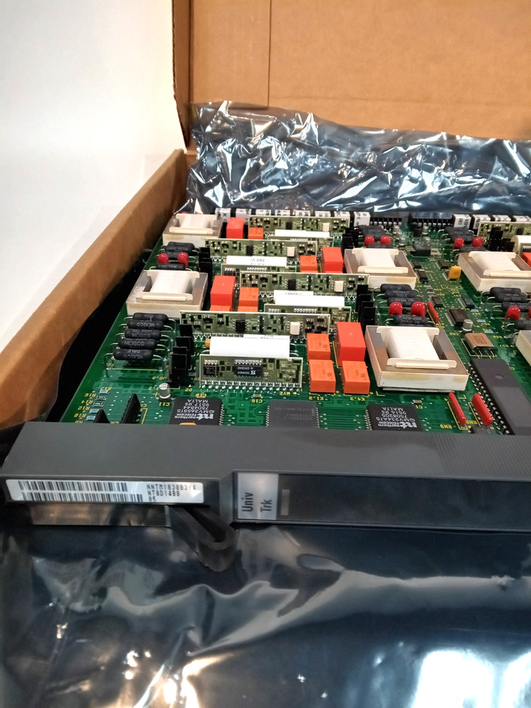 Nortel NT8D14BB Phone System Universal Trunk Card