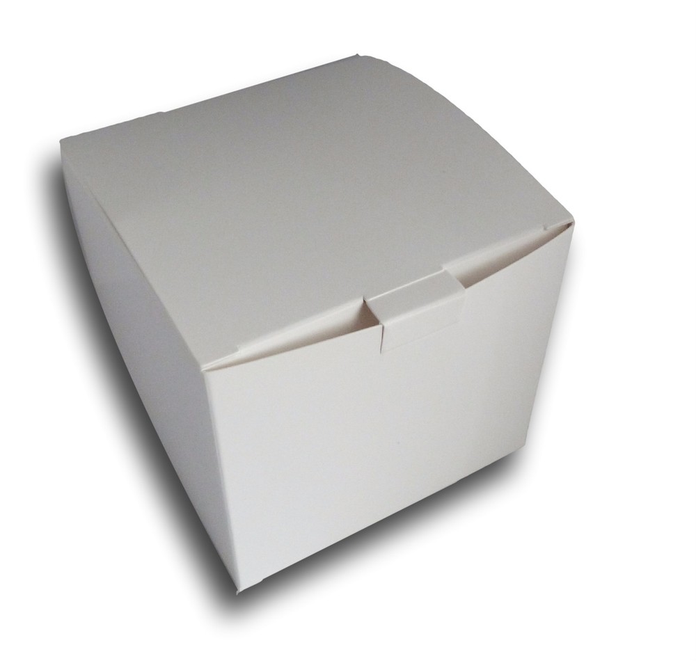 2 SMALL EASTER EGG WHITE BOXES, EASTER HAMPER MUG, CANDLE, GIFTS ETC