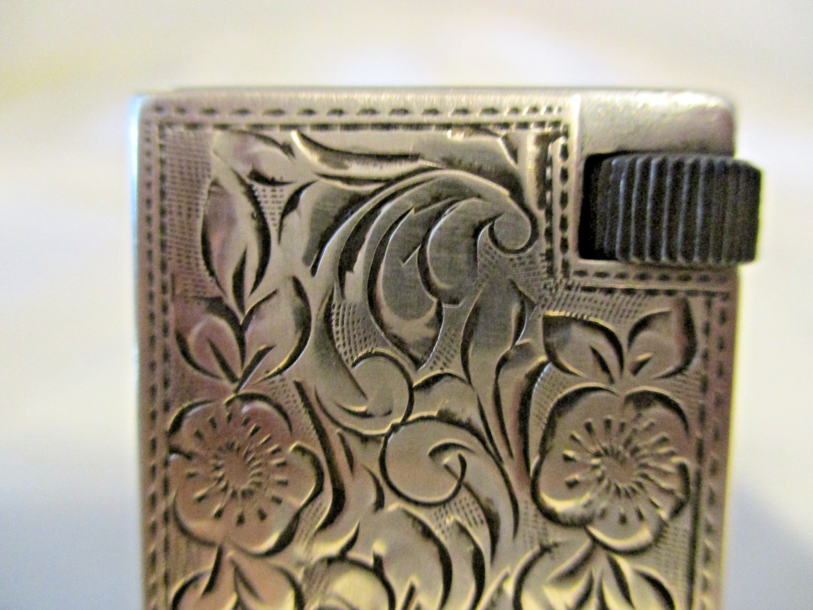 Art Deco Heavy Silver Lighter with Hall Marks 835