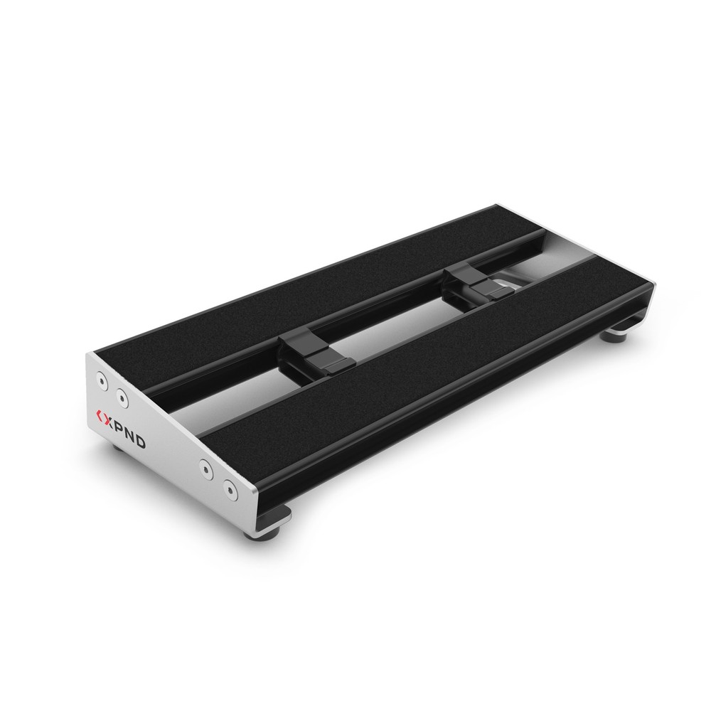 D'Addario XPND Core Single Row Pedalboard