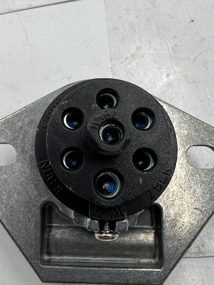 QTY 6 Phillips Socket 15-720 7-Way STA-DRY 2-Hole Wire Insertion Split Pin