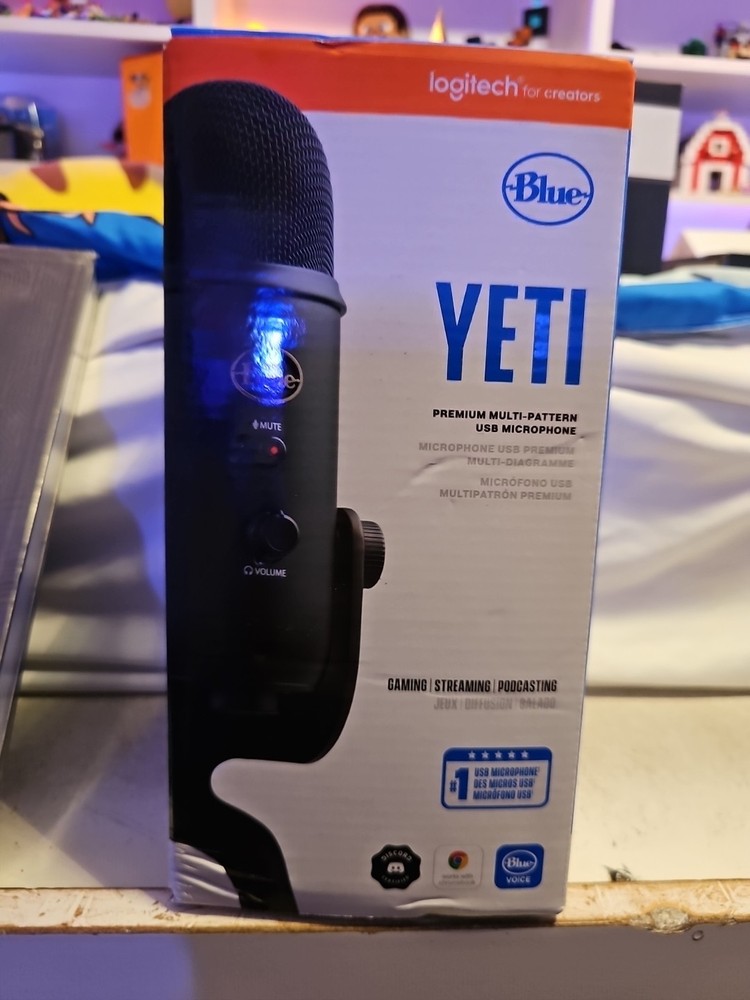 Logitech For Creators Blue Yeti Premium Multi-pattern Usb Microphone