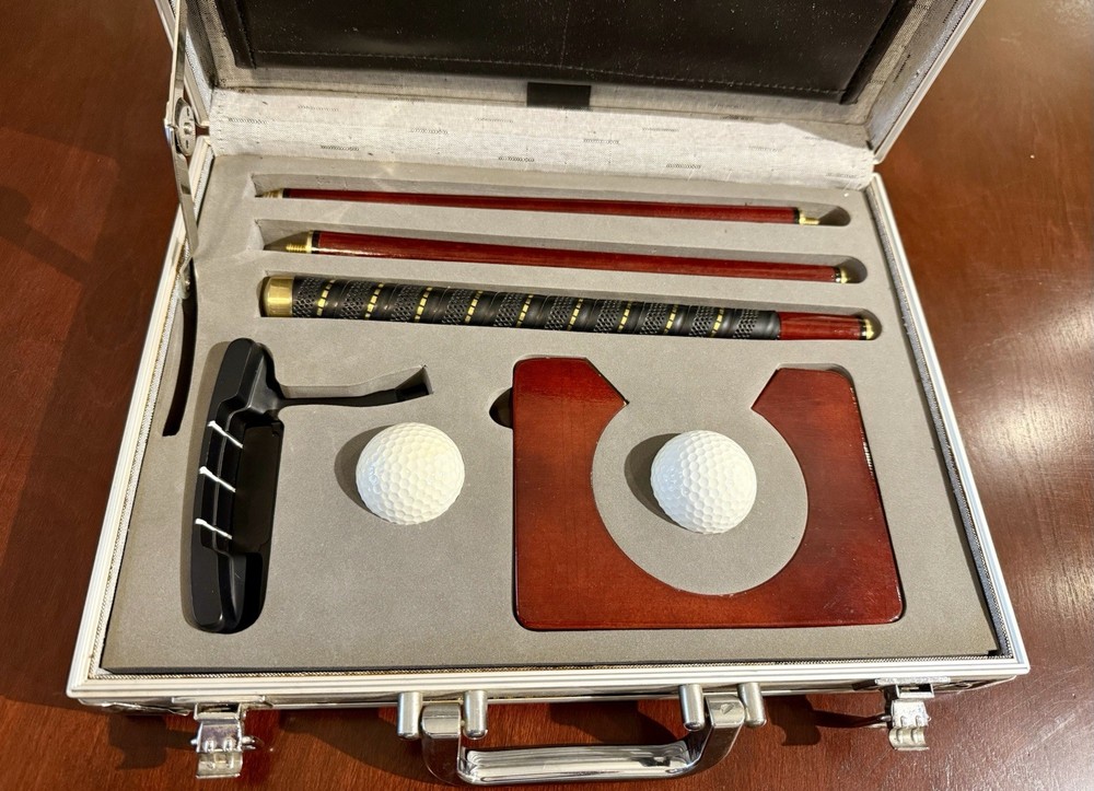 Golf Practice Putting Set in Metal Briefcase