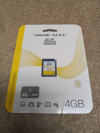 Dane-Elec 4 GB SD HC Class 4 Speed Memory Card NIP