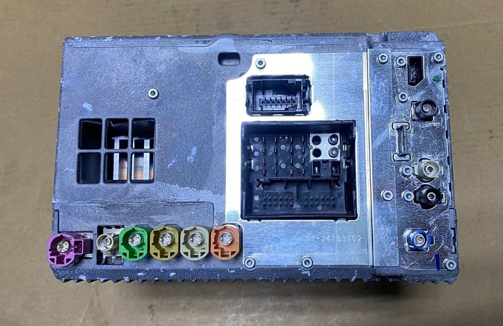 BMW Navigation Head Unit 9389860