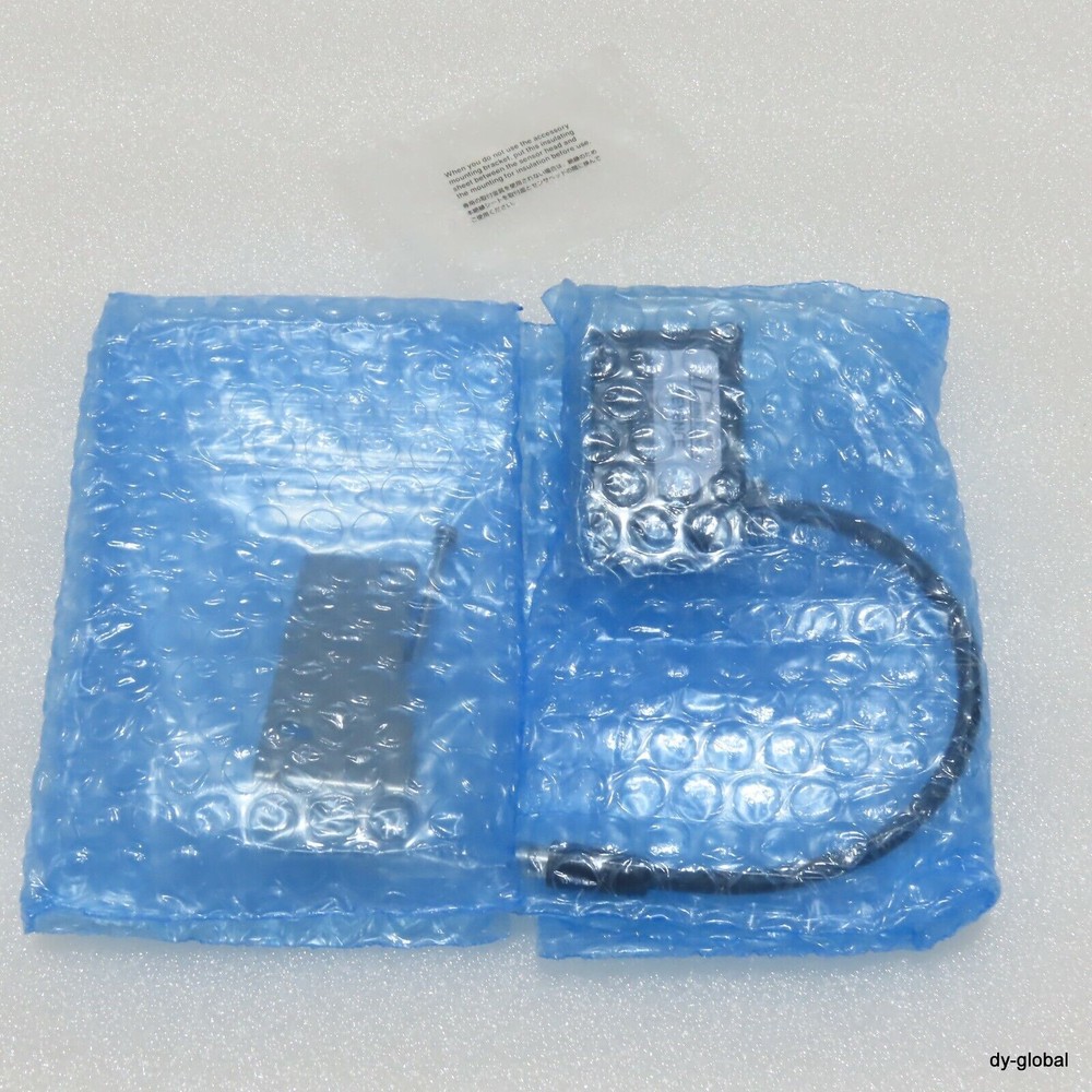 KEYENCE IL-030 Laser Sensor New