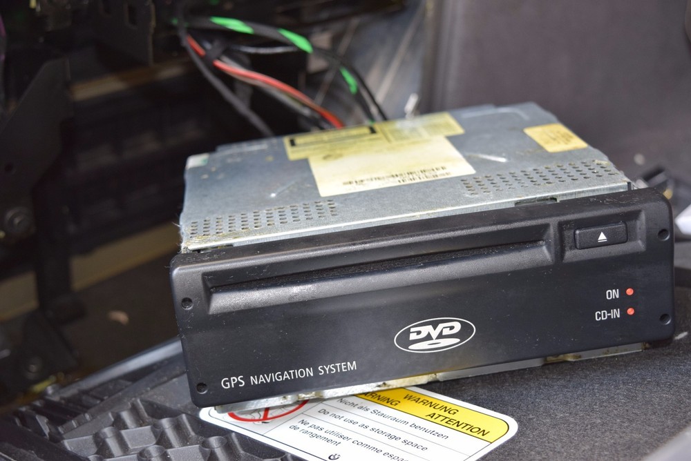 V32 SOFTWARE UPDATE DISC for BMW E65 E66 DVD CD NAVIGATION COMPUTER 745i 750 760