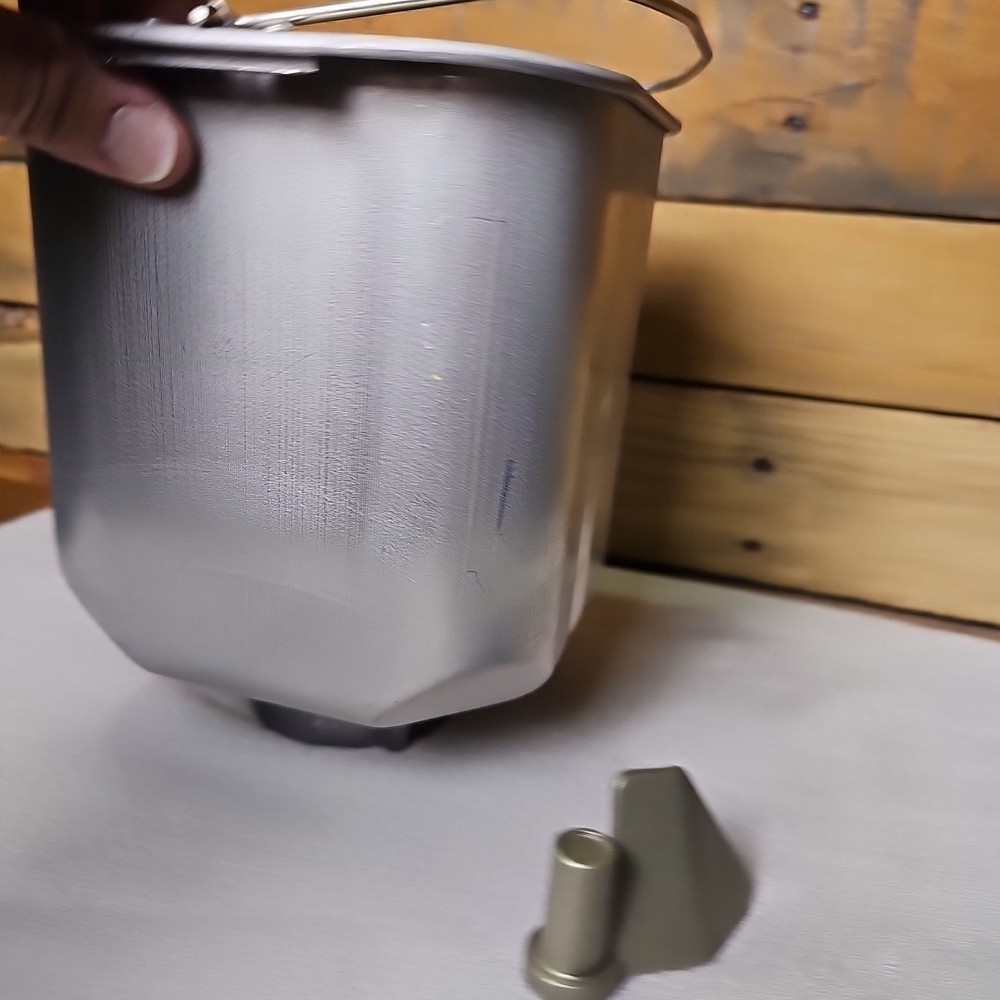 West Bend Perfect Timing Automatic Bread & Dough Maker #40126 (Open Box)