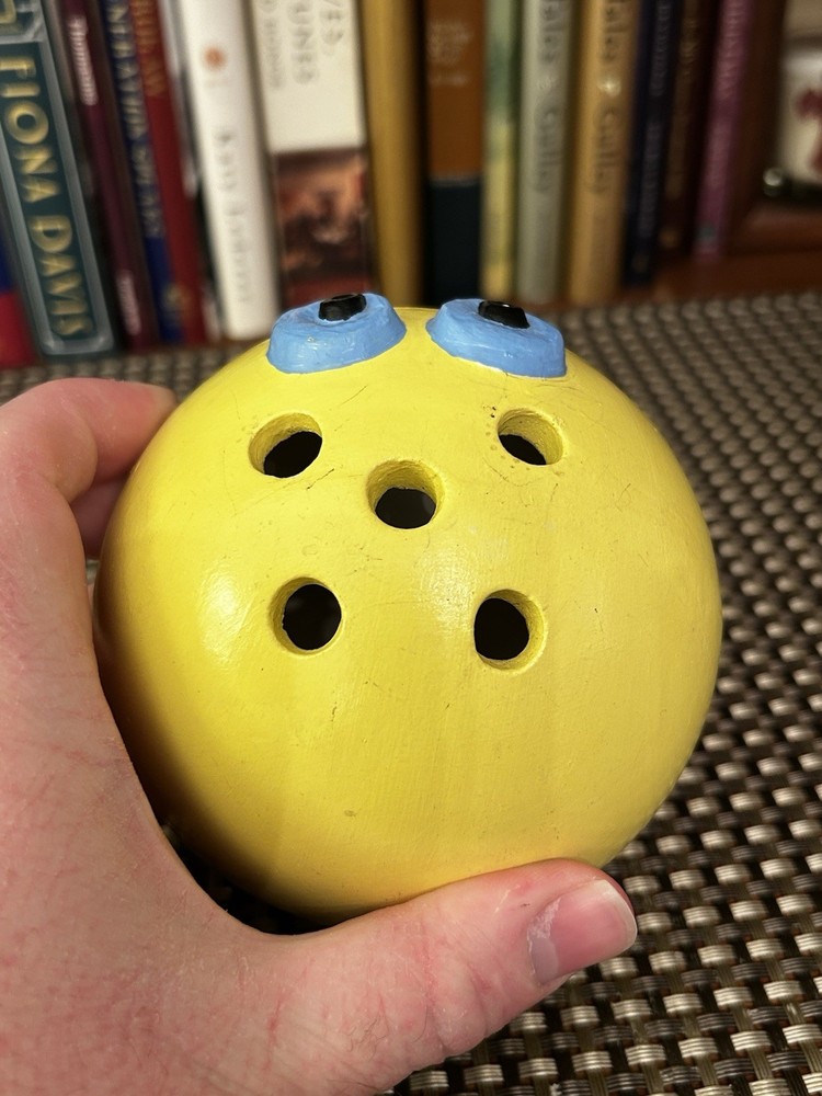 Vintage Pac Man Ceramic Pencil Holder