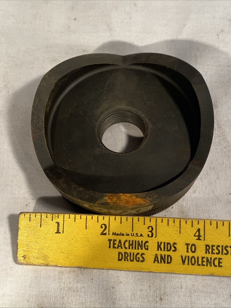 Milwaukee EXACT 3-1/2" Knockout Punch