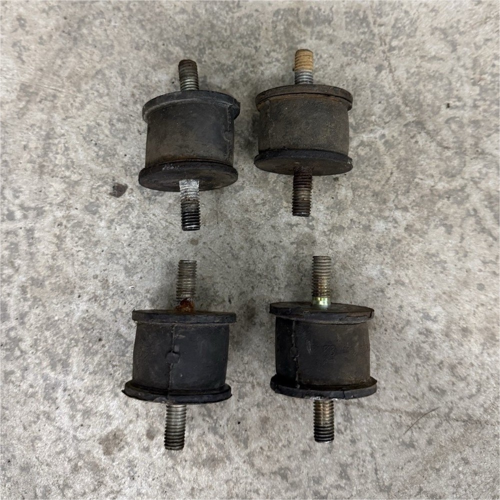 Kubota Bx2350 OEM  engine rubber mounts