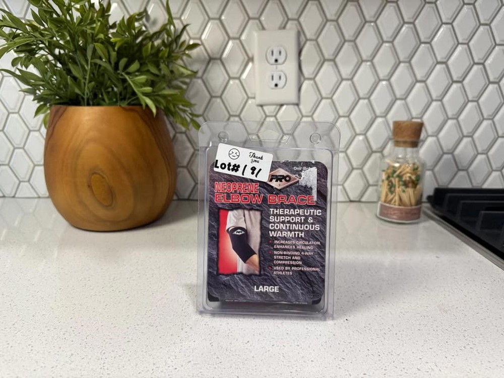 Pro Neoprene Elbow Brace Large