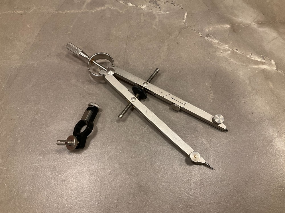 Koh-I-Noor 25012 Drafting Compass. Storage pouch.