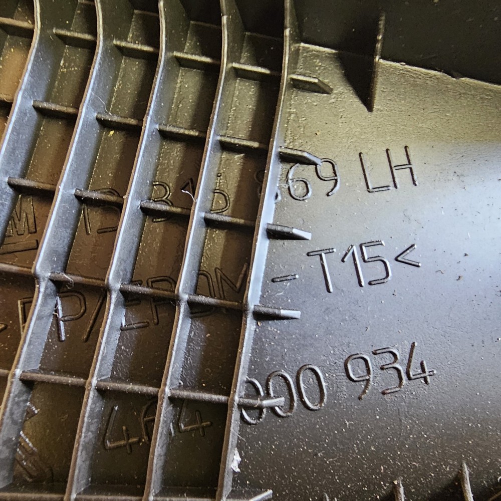 Vauxhall Corsa E (15-19) Front Left Passenger Dashboard Panel Trim 13315869