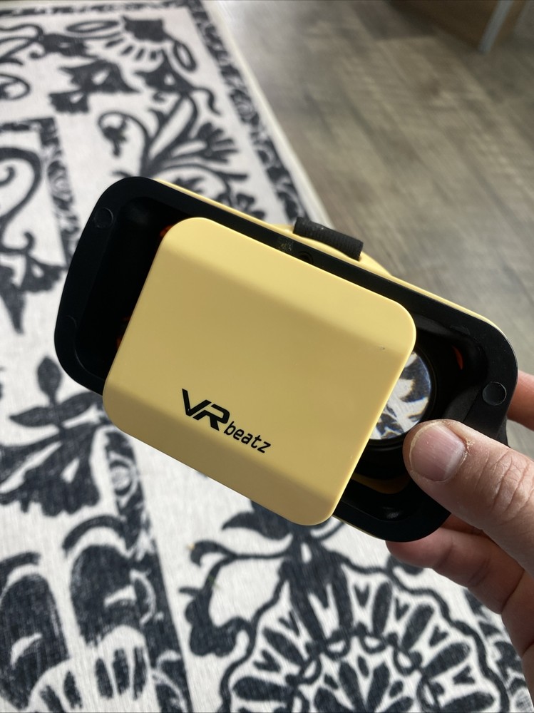 VR Headset Virtual Reality Goggles Glasses by VR beatz iphone, android