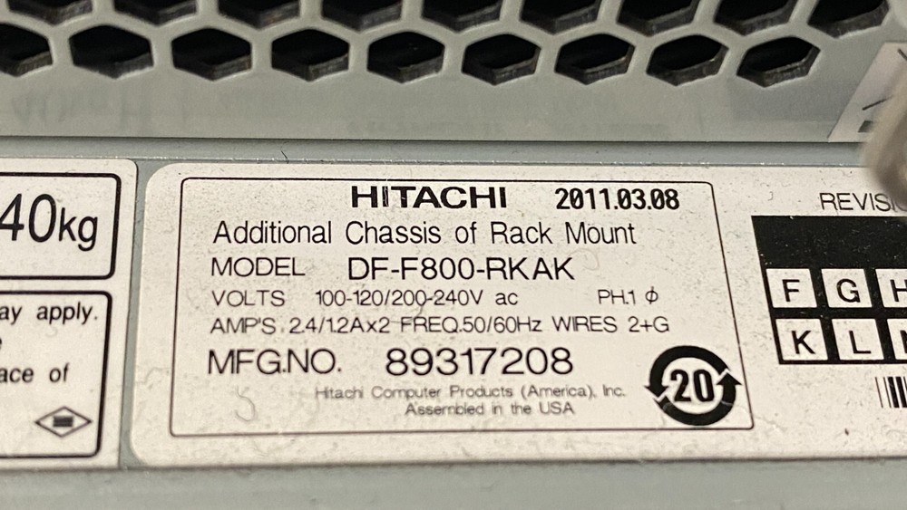 Hitachi DF-F800-RKAK Storage Array Chassis w/ Y1KA Control Module (x2) & Cords