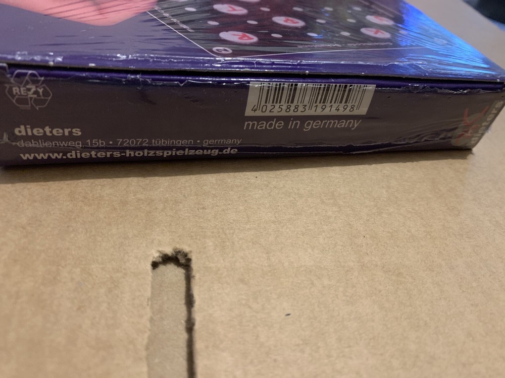 Vier Geheimcode-Schablonen: Four Secret Code Templates