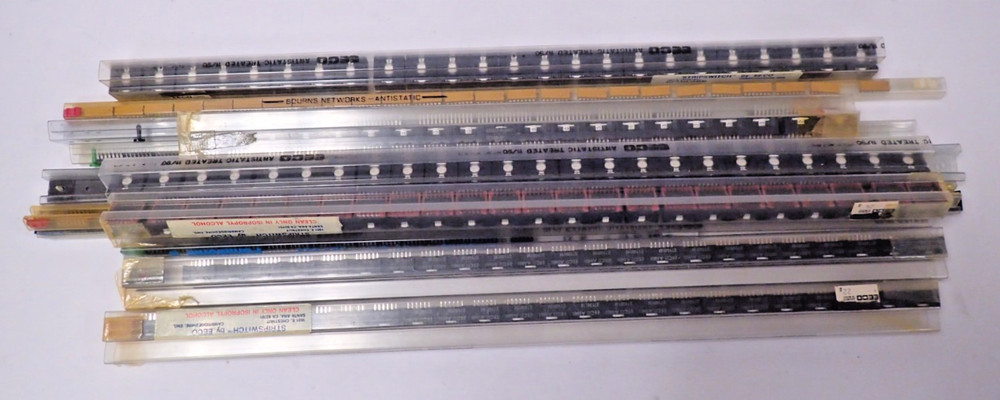 3.5 LBS ASSORTED INTEGRATED CIRCUITS / IC'S VARIOUS MANUFACTURERS!!