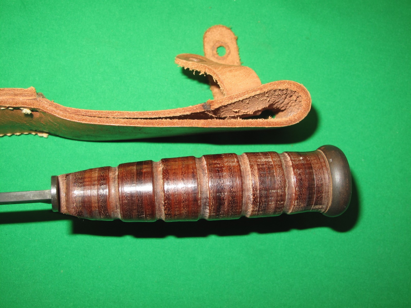 RARE US MARK 2 CAMILLUS KNIFE 1st VARIATION SCREW POMMEL