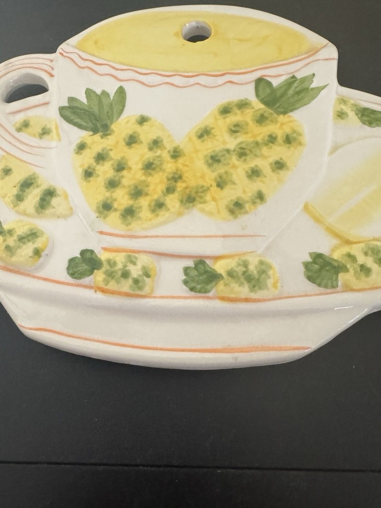 Ceramic Hanging Trivet - Pineapple Tea Cup And Plate