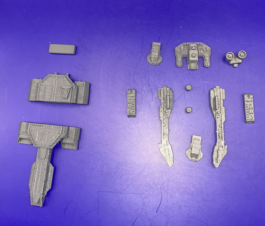 Stargate SG1 Compatible - Tau'ri (Earth) X-303 & X-304 Daedalus Battlecruiser