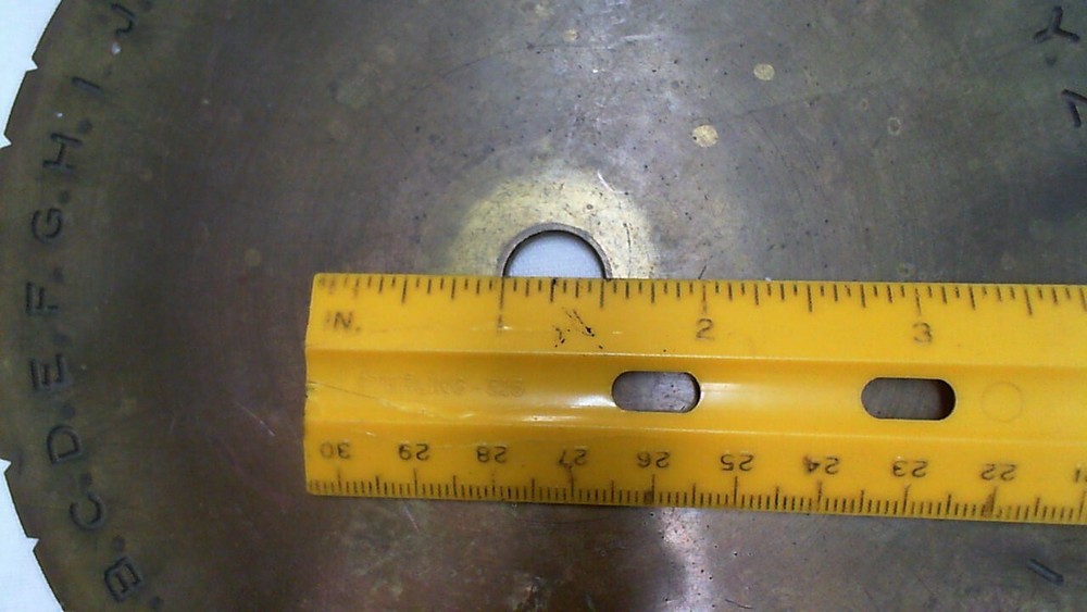 Plate for inside ring engraver