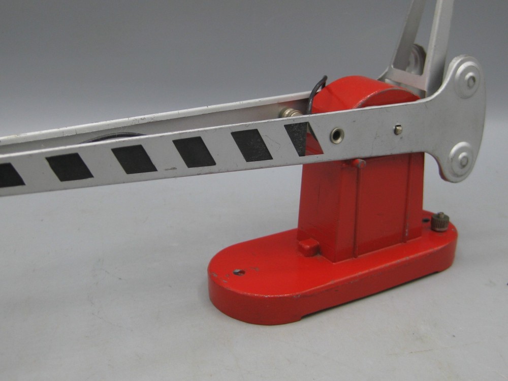 Vtg Lionel Train #152 Automatic Crossing Gate Light Postwar O Gauge EX!