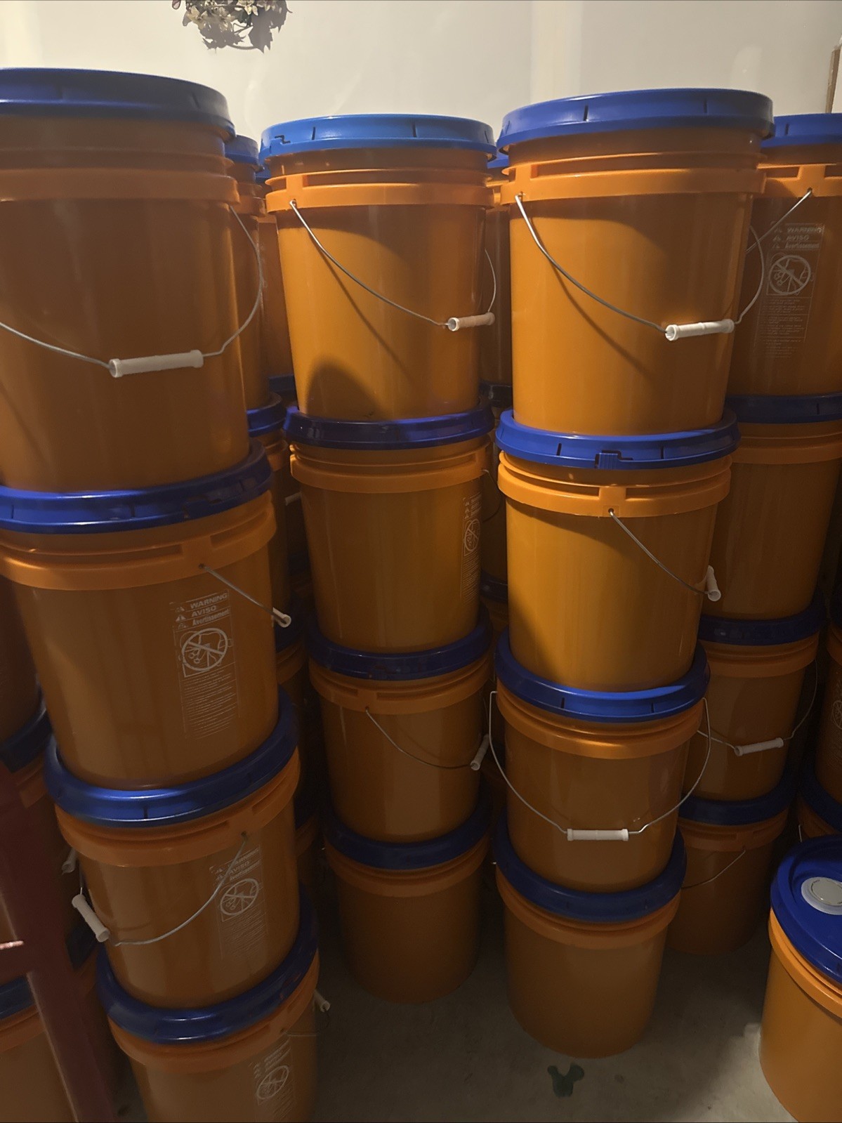 Laundry Detergent 5 gall Bucket