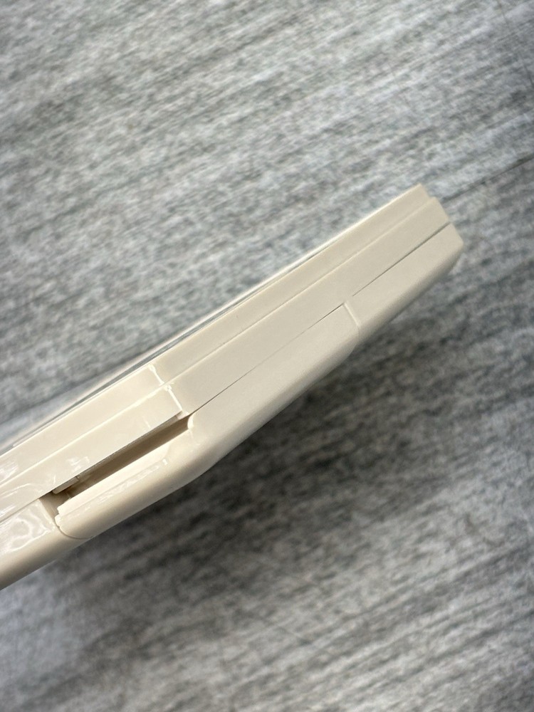 DAIKIN Remote Controller BRC944B2 w/Remote Controller Cable & Hardware Open Box