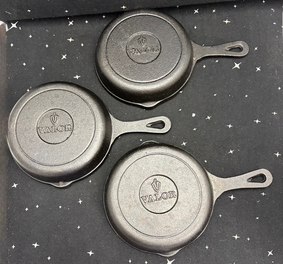 3 Valor Small Cast Iron Skillets 4.5" Diameter