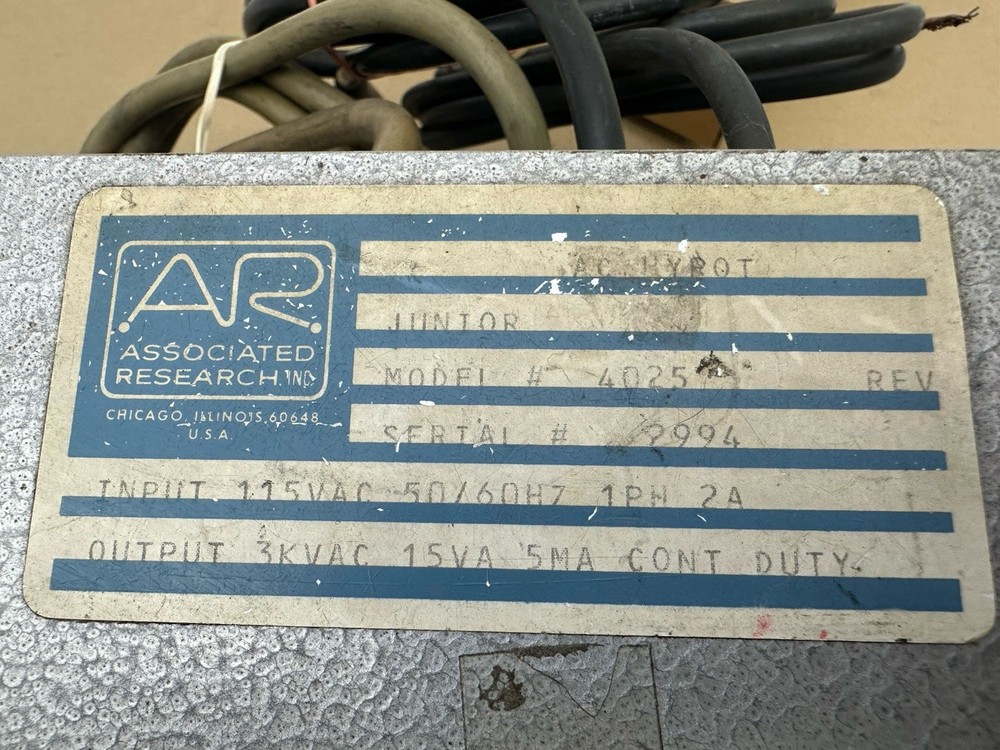Associated Research 3KV AC 5MA Hypot Volt Meter Voltmeter 4025 Untested