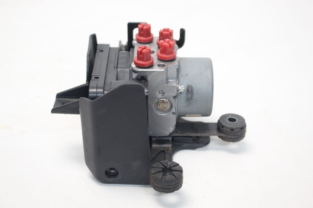 2021 Honda CBF 300 CB 300 ABS Modulator Pump Module