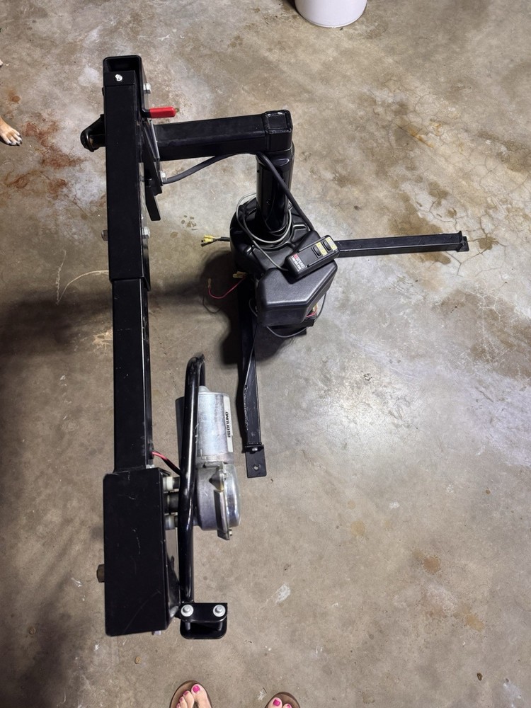 Bruno Curbside VSL 600 Series