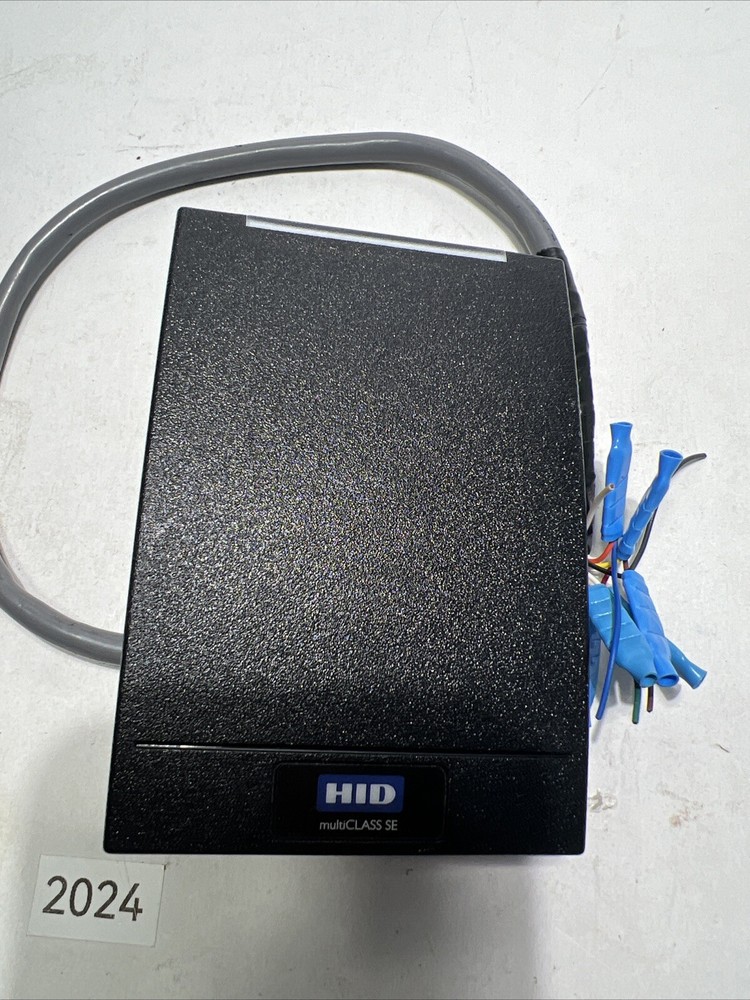 HID MULTI CLASS SE  Model RP40E WALL SWITCH READER BLACK 920PTNNEK00000 Untested