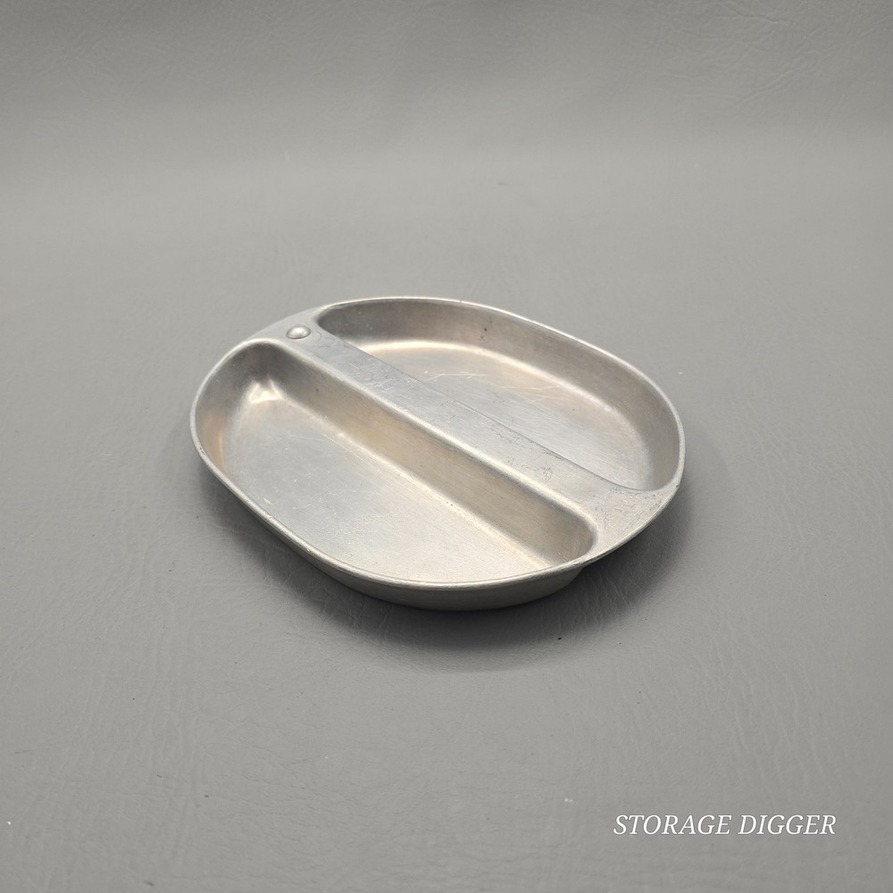 Vintage US Army Mess Kit WWII 1945 Cooking Pan And Plate, Original Issue