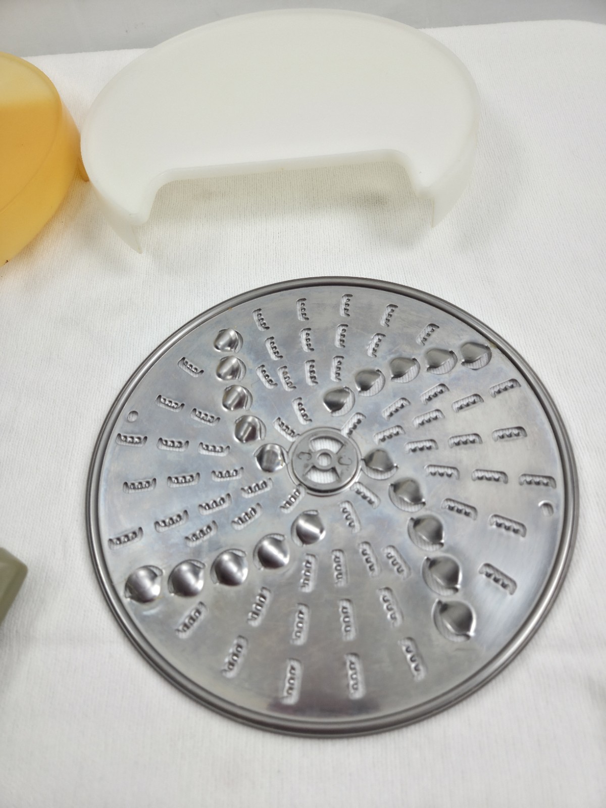 POPEIL'S Kitchen Magician Parts Disk Sides A,B,C &D Handle Guards Vintage 1970