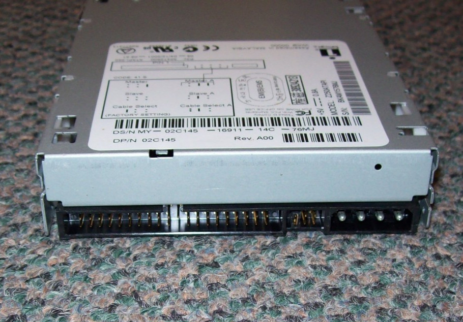 Iomega 250MB IDE/ATAPI Interface 3.5" ZIP Drive Z250ATAPI