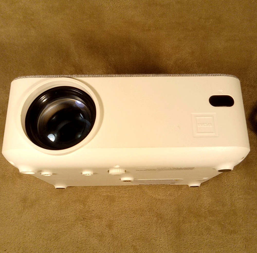 RCA RPJ143 480p LCD Projector White Medium Throw Ceiling Wired 480x320 Native