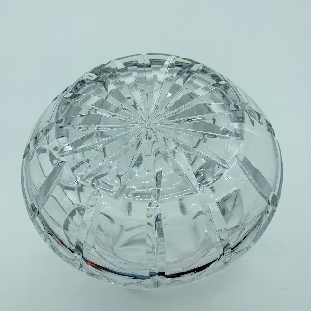 Lead Crystal Pitcher, Cut crystal pattern with Starburst Pattern 9”