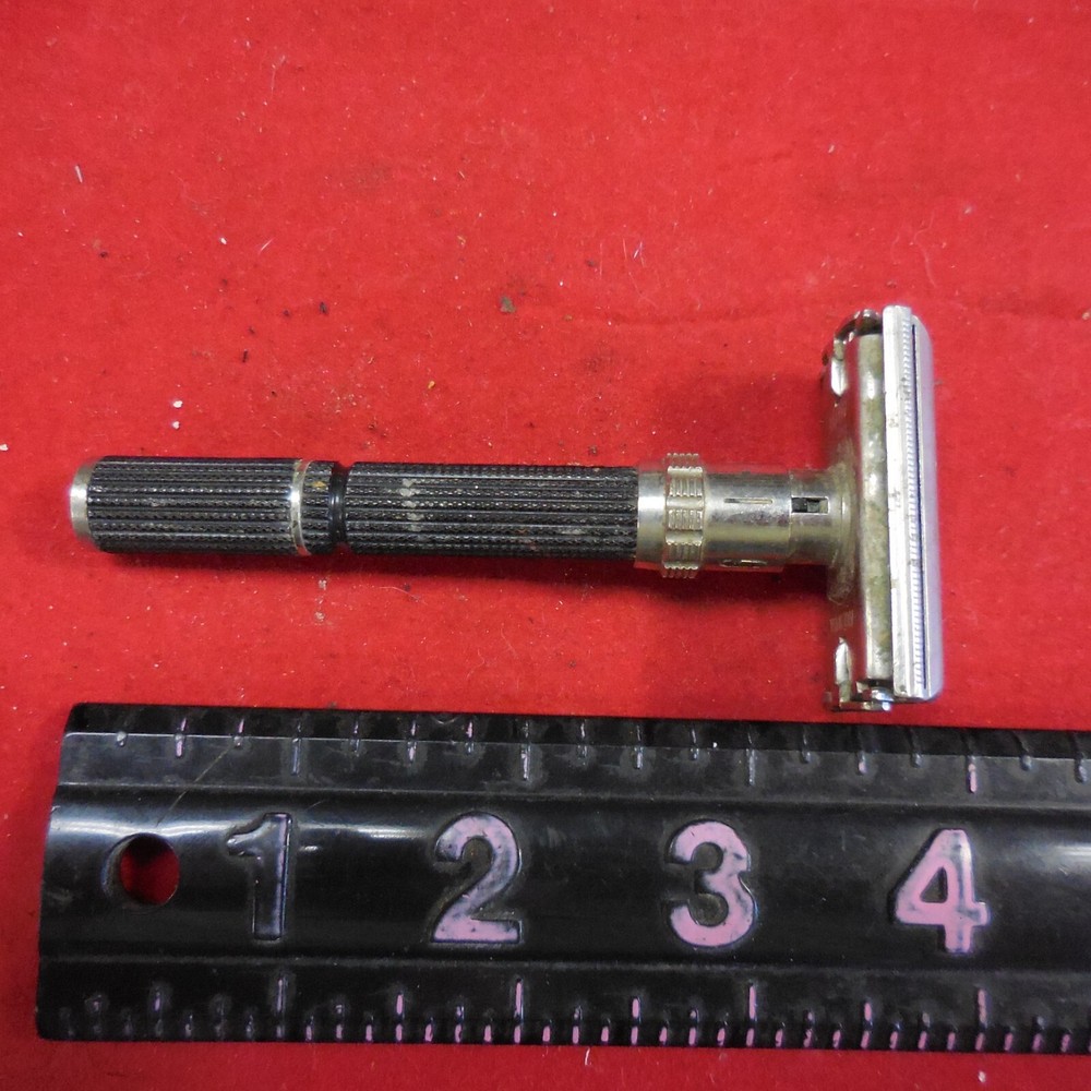 1971 Gillette Super Adjustable-- 9 POSITION ---Razor R-3