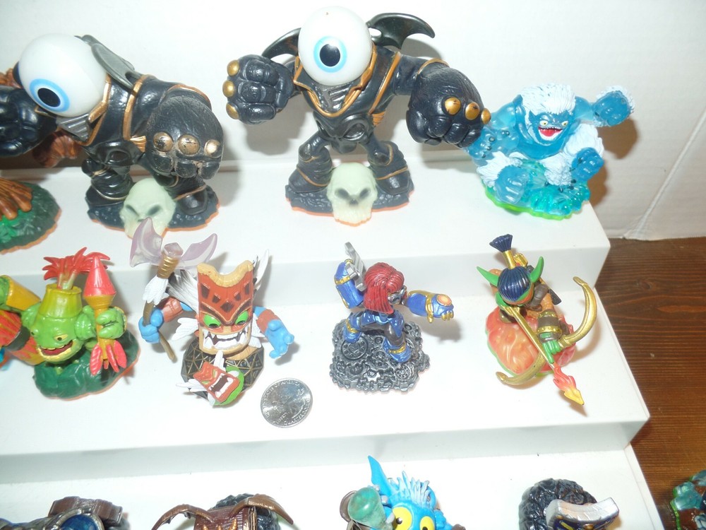 Skylanders Figures Mixed Lot - 16 pieces